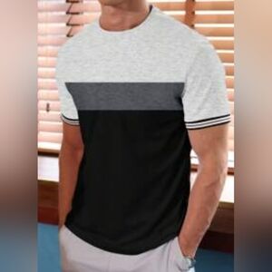 NWOT Men's Colourblock Crew neck Tee Size Large